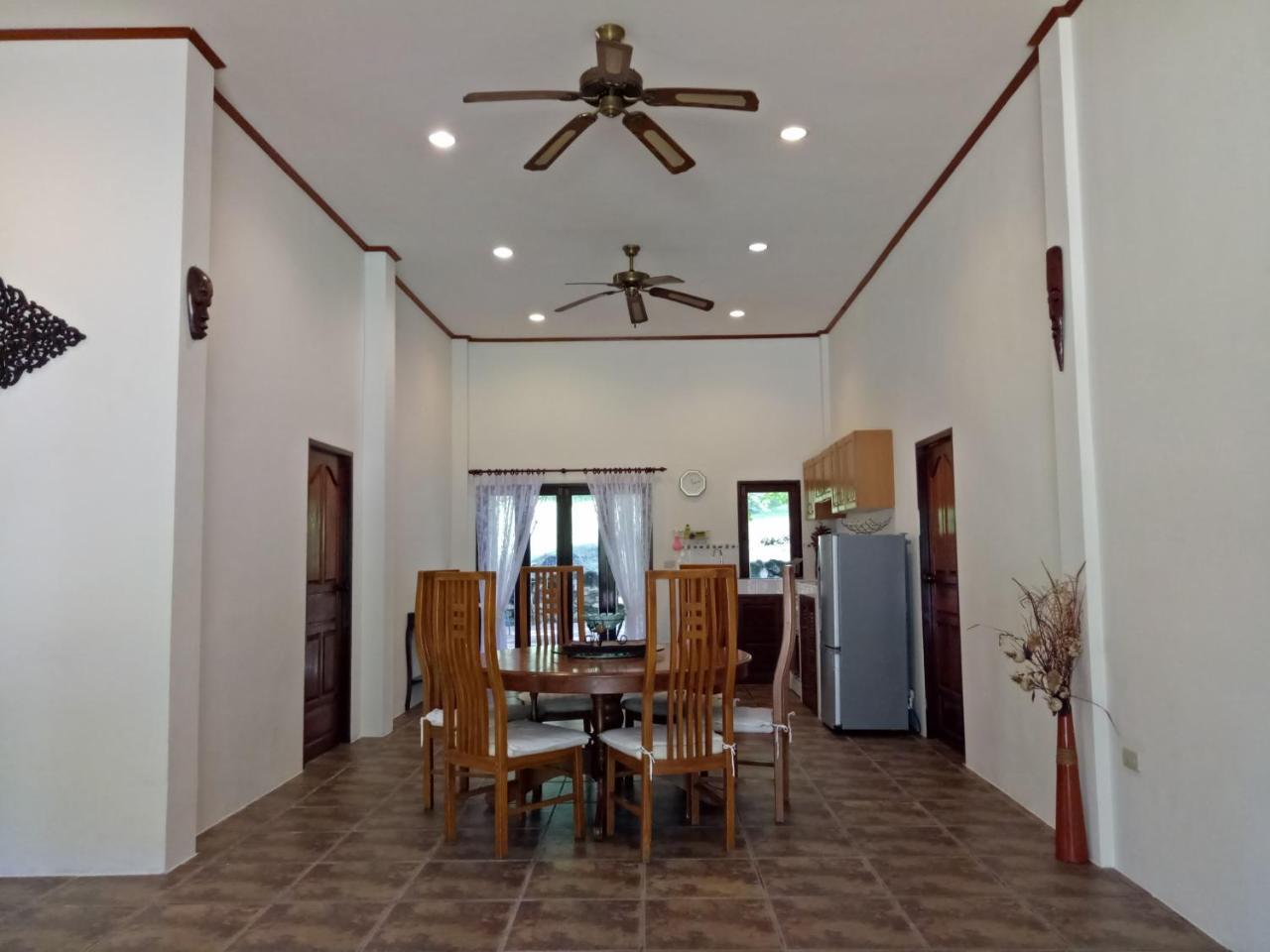 Woodlawn Pool View Villa Тау Экстерьер фото